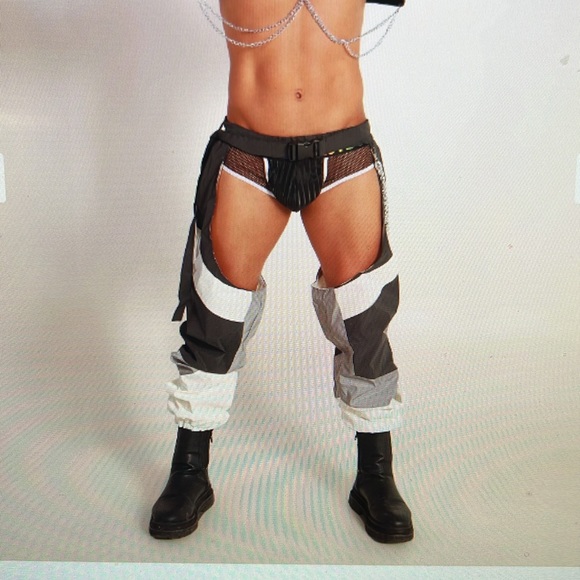 Unisex Reflective Chain Chaps - Picture 1 of 14